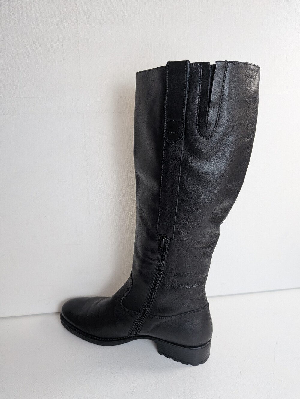 Coach and Four Black Leather Women's Boots Sz 8.5 Block Heel Knee Length Italy - Picture 5 of 16